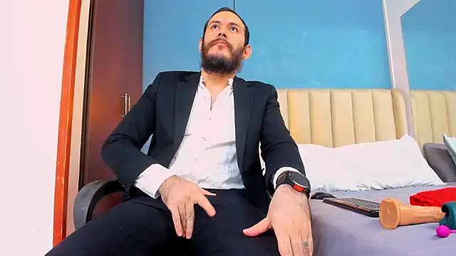 jeanpiere  online show from January 17, 2:49 am