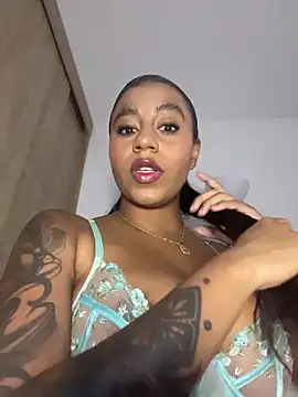 charlotteeruss online show from May 17, 3:41 pm