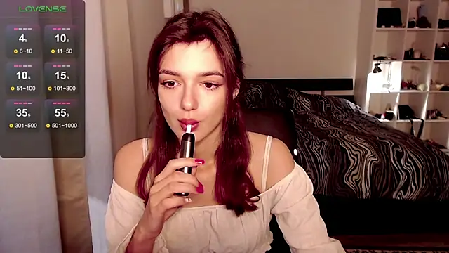 olivia jeas online show from March 18, 7:10 pm