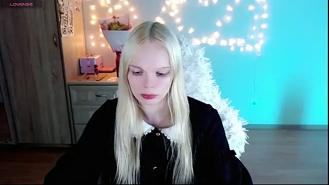 Emily Nyaffee online show from March 3, 3:31 pm