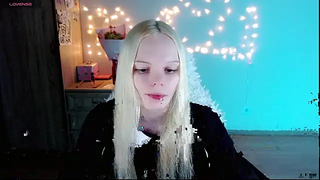 Emily Nyaffee online show from March 4, 8:16 pm