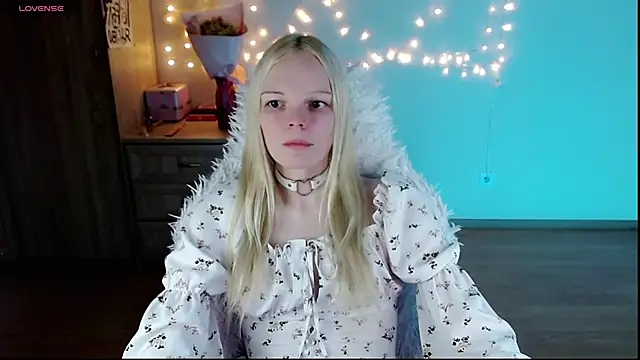 Emily Nyaffee online show from March 10, 9:21 am