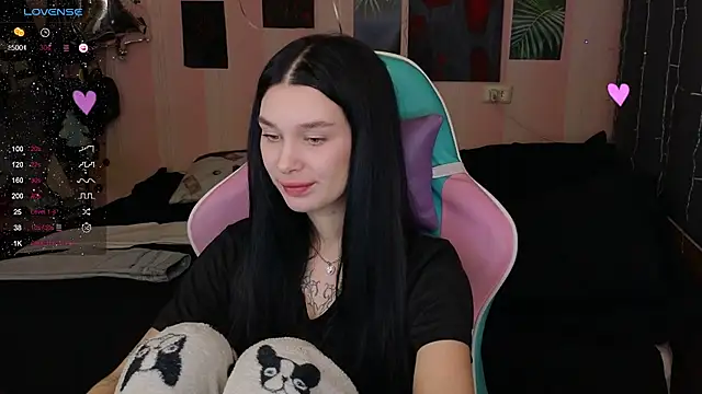 Amanda Tender online show from February 4, 9:10 pm