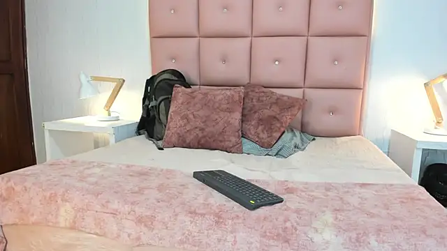 lhiamfit online show from November 15, 5:27 am