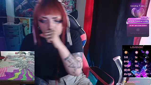 Snapshot of linda_mort chatting on February 15, 9:00 pm linda mort online show from February 15, 9:00 pm