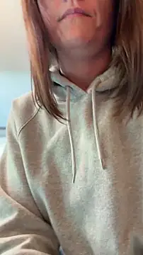 LadyLena1 online show from April 7, 9:37 pm