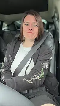 LadyLena1 online show from April 23, 6:32 pm