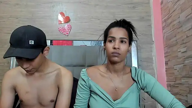 chicasirbo online show from December 16, 8:14 pm