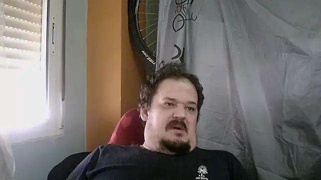 porkorossy online show from October 7, 8:11 am