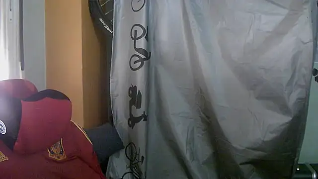 porkorossy online show from April 11, 1:48 pm