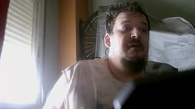 porkorossy online show from May 8, 7:36 am