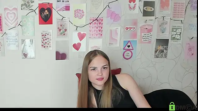 Snapshot of little_radiant_sun chatting on October 4, 11:08 am little radiant sun online show from October 4, 11:08 am