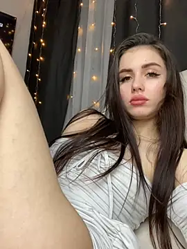 SofiaLaLight online show from January 15, 12:30 am