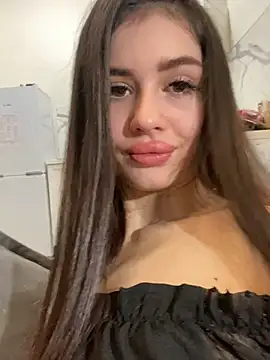 SofiaLaLight online show from March 8, 9:50 am