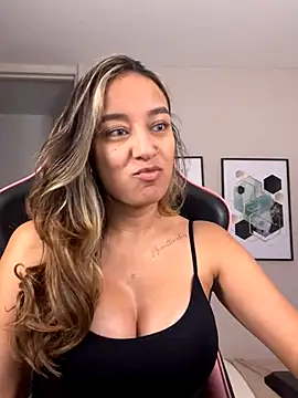 DianaHopson online show from October 15, 1:28 am