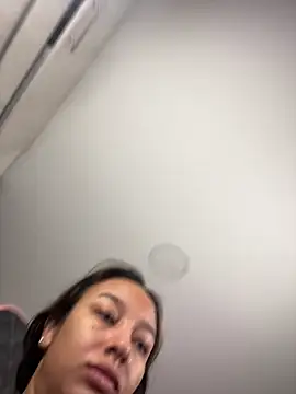 DianaHopson online show from December 4, 11:08 am