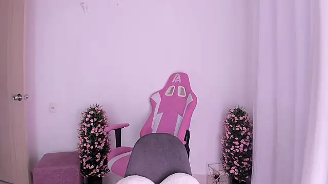 Snapshot of keissy_rincon_ chatting on October 23, 9:13 pm keissy rincon online show from October 23, 9:13 pm