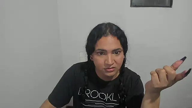 Snapshot of Andrys_ chatting on October 14, 1:17 am Andrys online show from October 14, 1:17 am