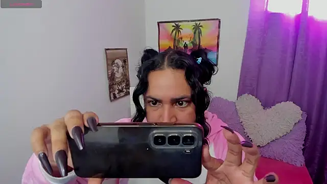 Snapshot of Andrys_ chatting on October 16, 8:54 pm Andrys online show from October 16, 8:54 pm