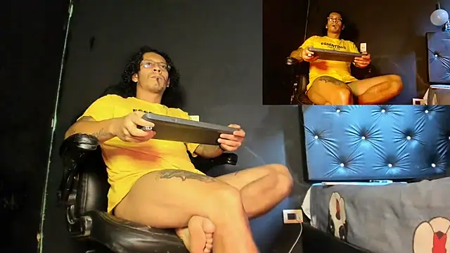 FuckHardlove online show from May 29, 6:39 pm