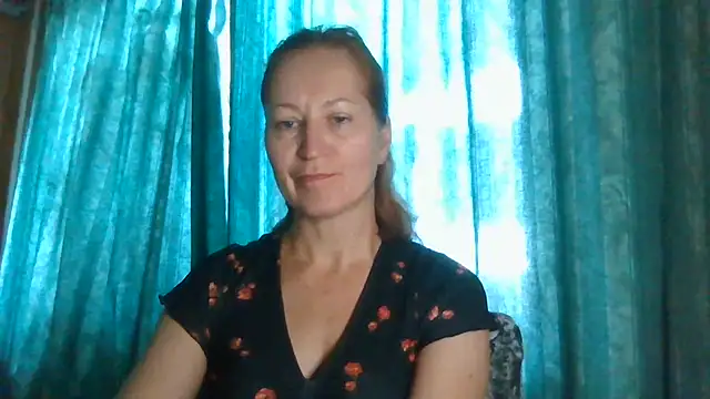 AmellyGrand online show from June 24, 9:30 am