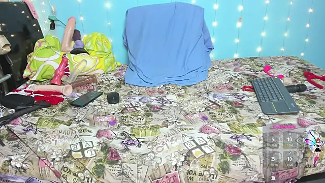 natacha wolf online show from March 22, 8:40 am