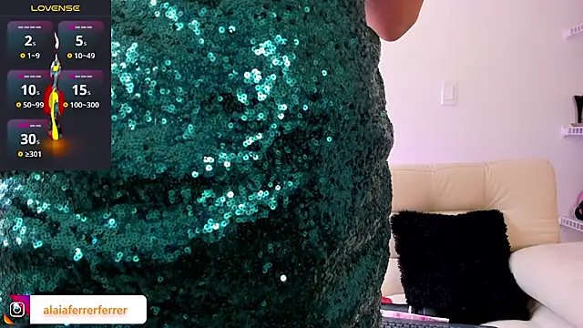 Alaia Ferrer  online show from March 2, 9:32 pm