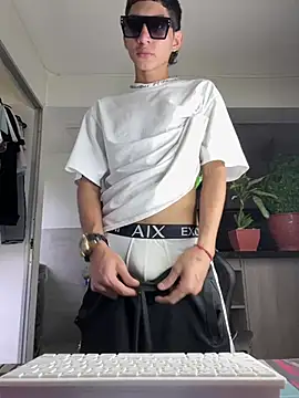 Hardcockboysxxx online show from April 26, 7:44 pm