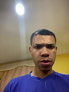 MoiseXxx 777 online show from December 15, 6:29 am