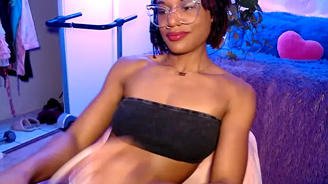 Snapshot of CocoSage chatting on March 3, 8:20 am CocoSage online show from March 3, 8:20 am