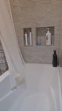 bigdeal698 online show from January 6, 7:01 am