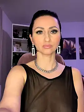 KatyEvanss online show from November 26, 7:04 pm