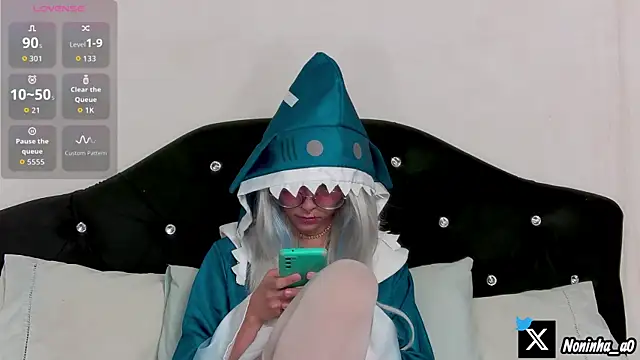 nonawhitemm online show from April 3, 5:55 pm