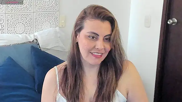 Snapshot of V_monse chatting on December 15, 3:27 pm V monse online show from December 15, 3:27 pm