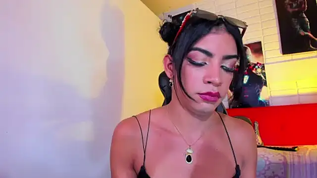 Alahia Rodriguez online show from February 6, 10:32 pm