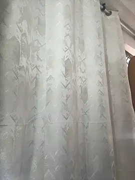 Alahia Rodriguez online show from November 29, 8:01 pm