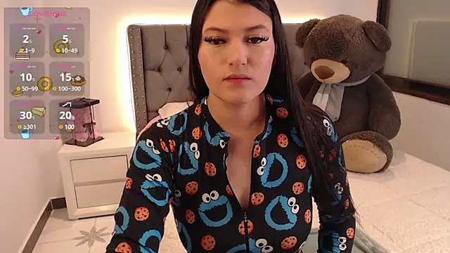 Nicols66 online show from December 18, 8:47 pm