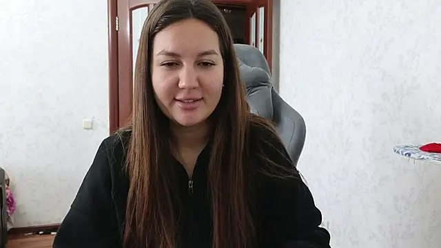 Nelly Fischer online show from January 8, 8:27 am