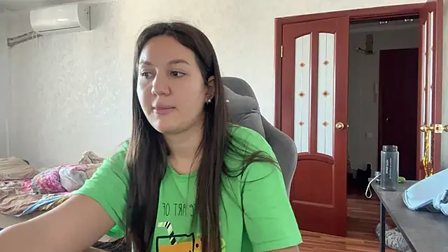 Nelly Fischer online show from February 17, 7:26 am