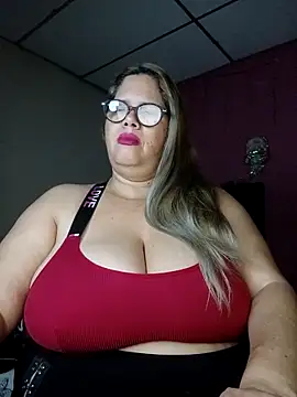 EllisW8 online show from October 13, 10:37 am