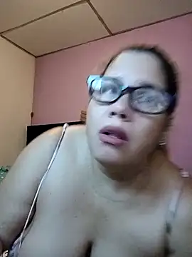 EllisW8 online show from March 18, 11:24 am