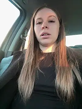 Snapshot of MilissaSee chatting on February 18, 1:55 pm MilissaSee online show from February 18, 1:55 pm