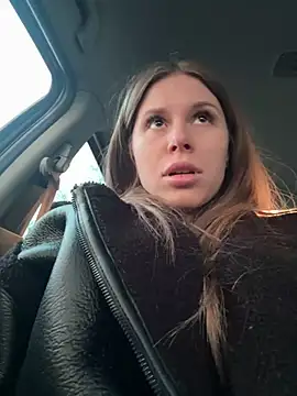 Snapshot of MilissaSee chatting on February 22, 1:46 pm MilissaSee online show from February 22, 1:46 pm