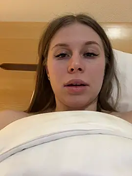 Snapshot of MilissaSee chatting on February 22, 5:46 pm MilissaSee online show from February 22, 5:46 pm