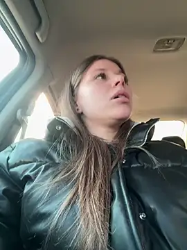 Snapshot of MilissaSee chatting on February 23, 11:33 am MilissaSee online show from February 23, 11:33 am