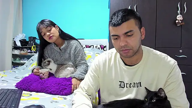 2ScarletandRyan8 online show from February 17, 10:01 am