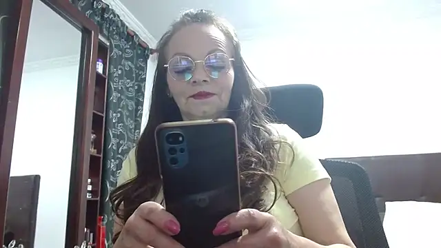 Snapshot of asleycavta chatting on October 29, 11:28 pm asleycavta online show from October 29, 11:28 pm