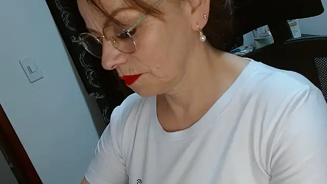 Snapshot of asleycavta chatting on November 13, 5:56 pm asleycavta online show from November 13, 5:56 pm