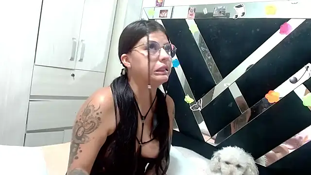 Snapshot of katery_wok11 chatting on July 16, 9:54 pm katery wok11 online show from July 16, 9:54 pm