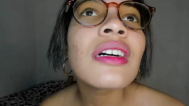 Snapshot of Jade_Dorthini chatting on February 9, 11:25 pm Jade Dorthini online show from February 9, 11:25 pm